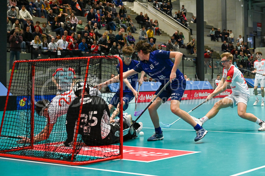 Switzerland U19 vs Finland U19 - 3. February 2024 | Switzerland U19 vs Finland U19
U19 Men International Matches in Switzerland
GoEasy Arena, Siggenthal Station
Intense play in front of Finland goalkeeper #35 Jonni Ohvo.
Credit: Markus Aeschimann | <a href="https://www.markus-aeschimann.ch">Sportfotografie Markus Aeschimann</a> | <a href="https://www.instagram.com/sportfotografie.aeschimann">@sportfotografie.aeschimann</a> - Realisiert mit Pictrs.com