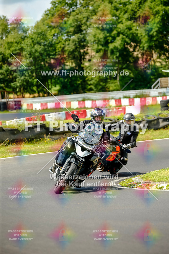 VBK-4861 | Hier findet Ihr Bilder von Touristenfahrten auf der Nürburgring Nordschleife oder von anderen Veranstaltungen die ich besucht habe. Viel Spass beim Durch Schauen 