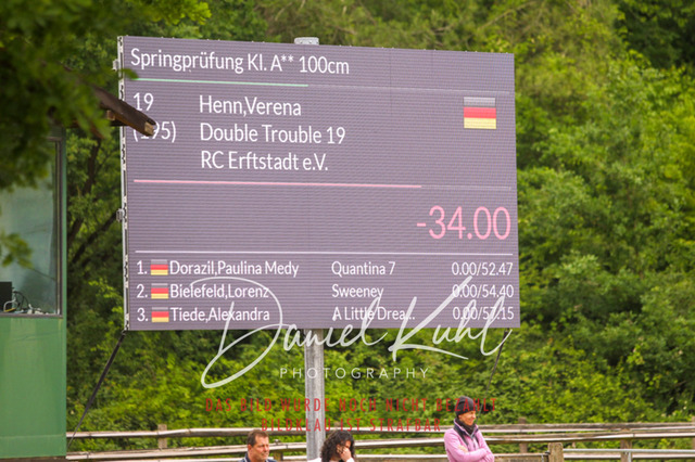 DKP41833 | Turniersportfotografie; Pferdefotografie; Dressurfotografie