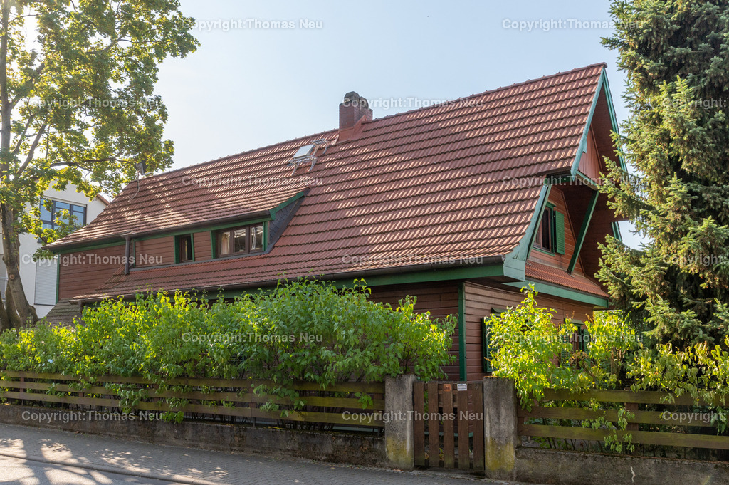DSC_0681 | Die ehemalige Rodensteinschule in Bensheim (Adresse: Rodensteinstraße 91) wurde in den Jahren 1906 bis 1908 erbaut. Der historische Bau wurde von dem Frankfurter Stadtbaumeister Adolf Moritz geplant und errichtet