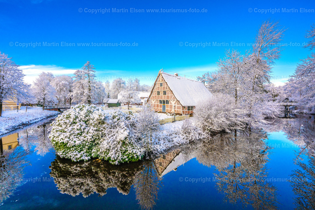 Stade Museumsinsel Altstadt Winter Schnee_ELS_2063030126 | Fotos aus den Touristenorten aus Norddeutschland. - Realisiert mit Pictrs.com