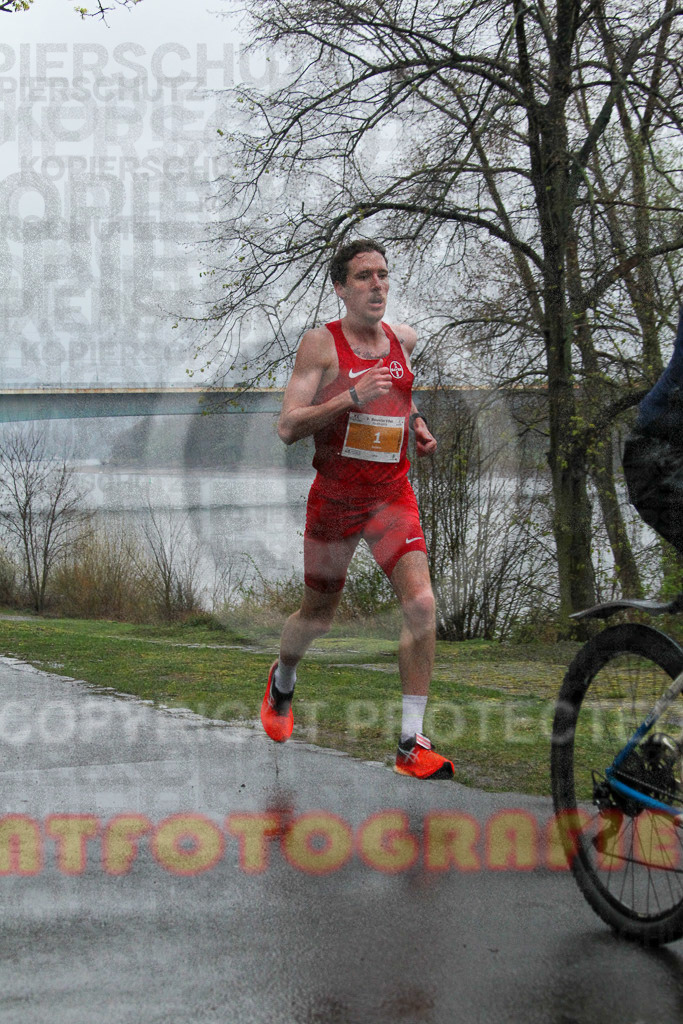 220331_1909_EV4_9184 | Sportfotografie im Rhein-Sieg Kreis, Köln, Bonn, NRW, Rheinland Pfalz, Hessen, etc. Unser Tätigkeitsfeld umfasst den Laufsport vom Volkslauf über den Marathon, Duathlon, Triathon bis zum Ultralauf wie Kölnpfad Ultra oder Schindertrail.