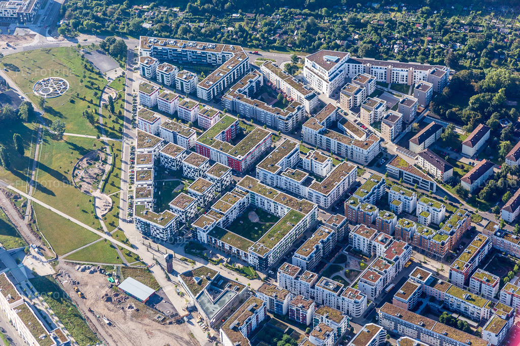 Luftbild: Citypark im Ortsteil Südstadt in Karlsruhe im Bundesland Baden-Württemberg in Deutschland. Foto: IMG_092867.jpg vom 13.08.2016 durch Werner Riehm/FLY-FOTO.de