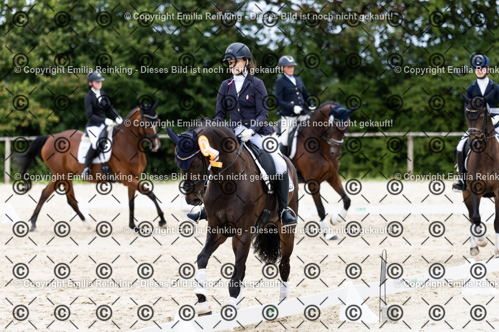 CL5A3759 | Emilia Reinking Fotografie - Realisiert mit Pictrs.com