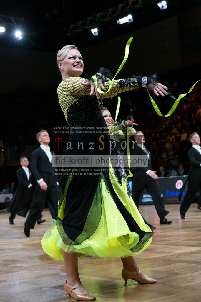 20241109_DM-Formationen_5539 | Tanzsportbilder, Standardtanz, Lateintanz, WDSF, DTV, LTVB, dancecomp, goc, hessen tanzt, blaues band der spree, walzer, tango, wiener walzer, slowfox, quickstepp, samba, rumba, cha-cha-cha, paso doble. jive, hd-kroft photography, turniertanzsport