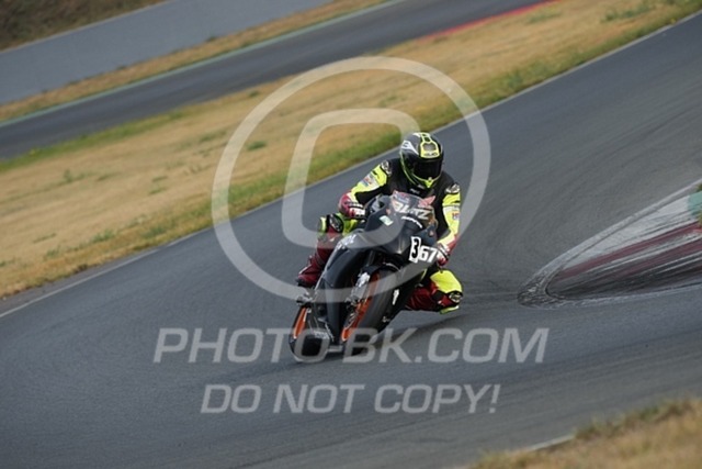 2024_09_08_PBK_41903 | Sportfotografie; SlowMotion; Video; Rennstrecke; Hafeneger; Speer; Racing; RSE; BMW; CBO; Trackday; Motorsportarena; Hockenheimring; Brno; Most; Barcelona; Valencia