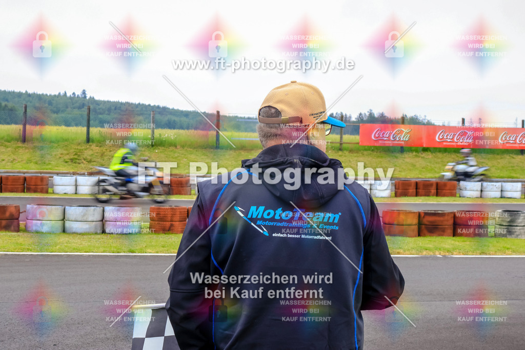OBK-5455 | Hier findet Ihr Bilder von Touristenfahrten auf der Nürburgring Nordschleife oder von anderen Veranstaltungen die ich besucht habe. Viel Spass beim Durch Schauen 