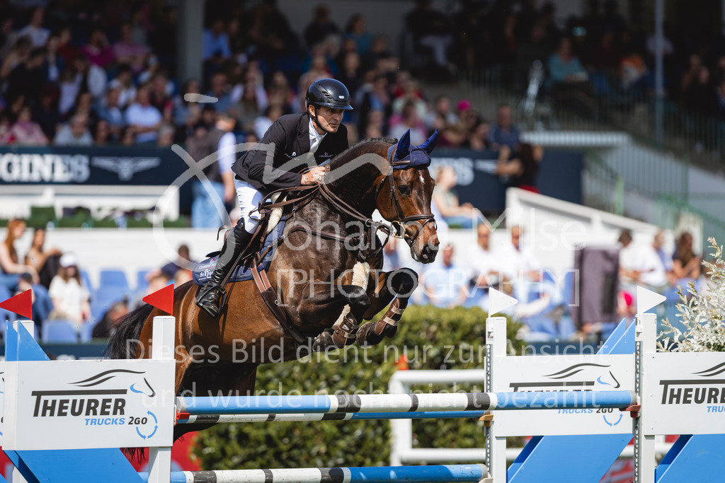 240510_Hamburg_YoungsterTour8y-217 | Deine schönsten Turniermomente als professionelle Fotos! Entdecke hochwertige Pferdesport-Fotografie im Online-Shop. Jetzt Fotos finden & bestellen!