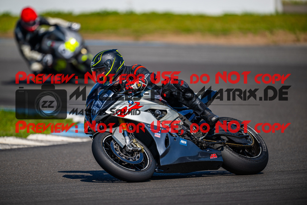 MaZZes_FotoMatrix_240520_6021986_6911 | ROT