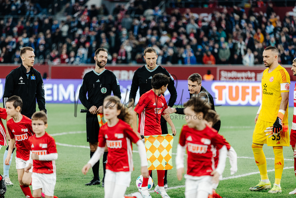 2. Bundesliga, Saison 2023/24, 25. Spieltag: Fortuna Düsseldorf - Hamburger SV | Düsseldorf, 08.03.2024: 2. Bundesliga, 25. Spieltag, Fortuna Düsseldorf gegen Hamburger SV in der Merkur Spiel-Arena in Düsseldorf. Foto: sportfotografie.ms | Markus Paletta - Realisiert mit Pictrs.com