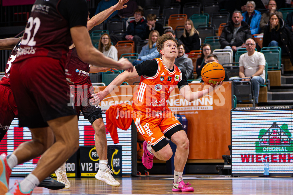 Basketball I Herren I Saison 2025-2026 I ProB Nord I 21. Spieltag I Rasta Vechta II - Iserlohn Kangaroos I 3288 | Roy Krupnikas (24, RASTA Vechta II) - Realisiert mit Pictrs.com