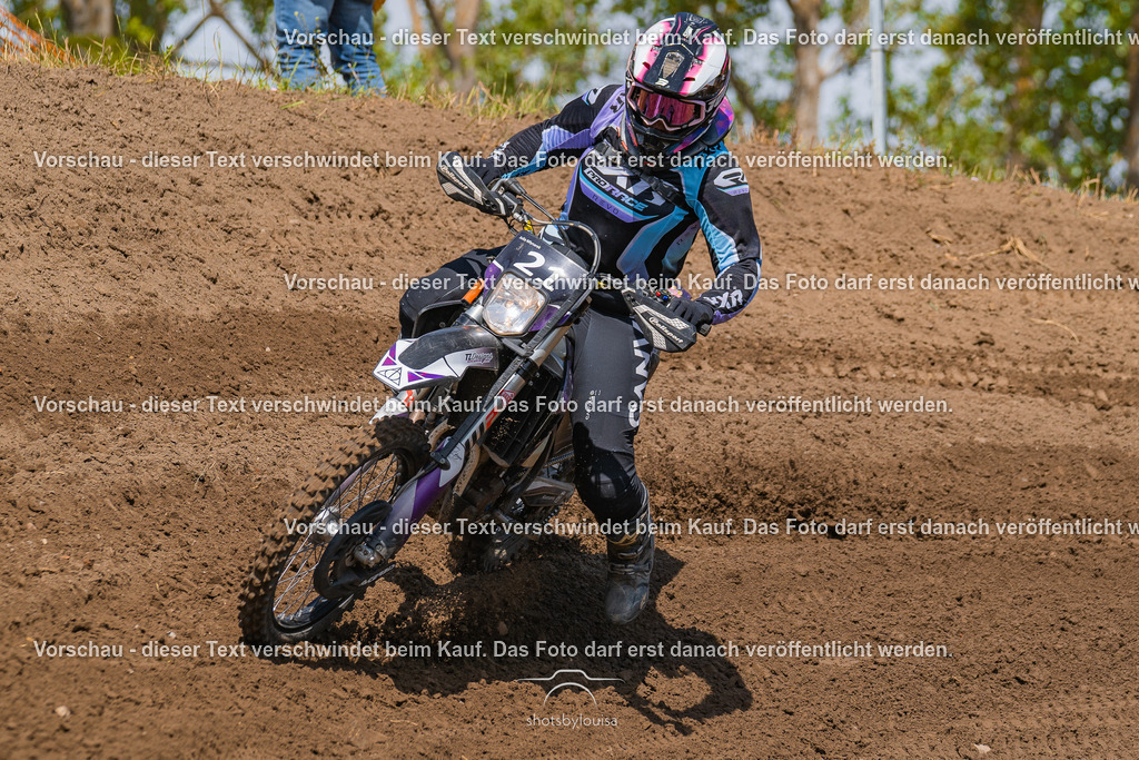 07_05_BernauerSchleife-6501 | Sportfotografin aus Berlin-Brandenburg mit Fokus auf Motocross. Ich halte deine sportliche Leistung und echte Emotionen auf und neben der Strecke professionell fest. Entdecke die Fotos von deinem Rennen und bestelle sie direkt hier im Shop.