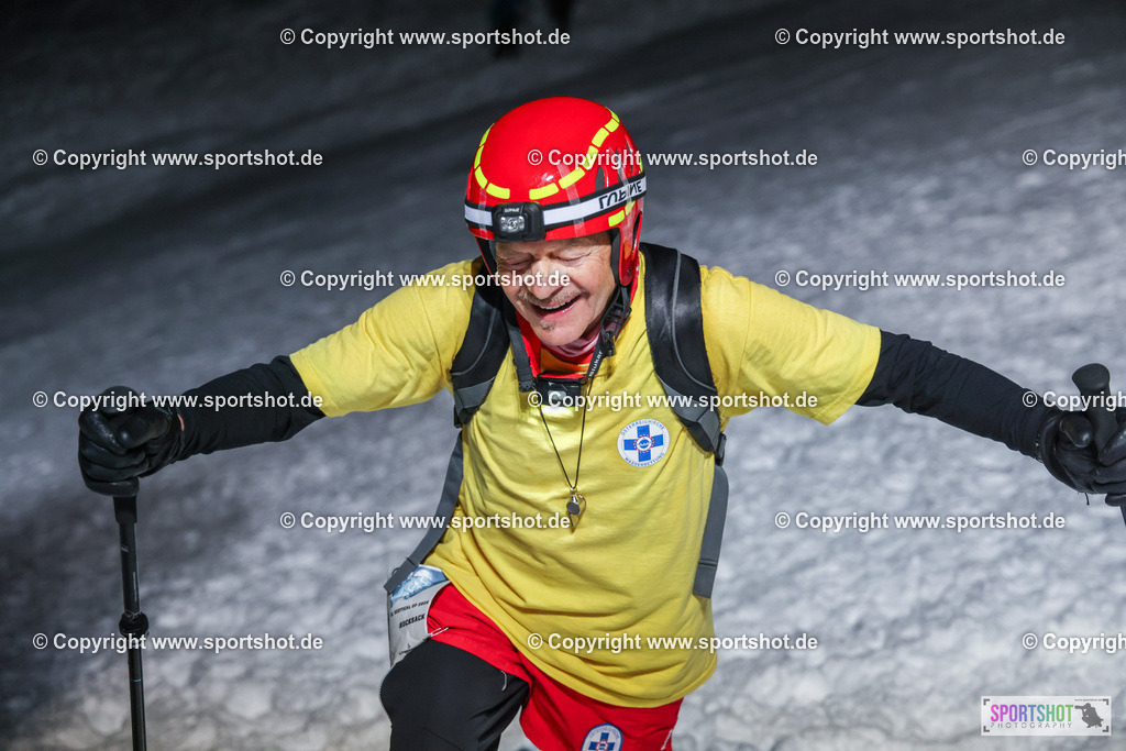 007A2415 | VerticalUp! #vertical_up_kitzbuehel #sportshot_your_pictrs #yourpictrs #dinafit #verticalup!2026