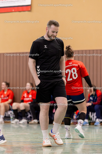 Handball I Damen I Saison 2025-2026 I Verbandsliga Süd I 15. Spieltag I HSG Kalkberg 06 - HSG Holsteinische Schweiz 137 | Schiedsrichter - Realisiert mit Pictrs.com