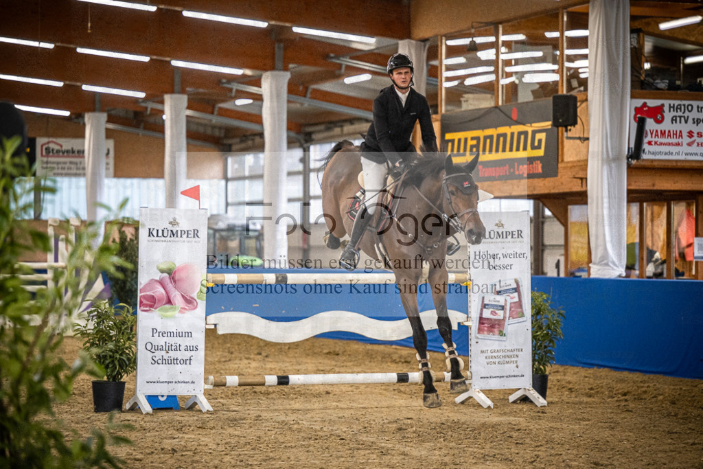 DOS_2911 | Entdecke hochwertige Reitturnierfotos von Foto Oger. Professionell, emotional und authentisch – jetzt Lieblingsmomente im Shop bestellen.Deutschlandweite Turnierfotografie. - Realisiert mit Pictrs.com