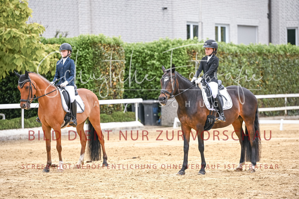 Schugtsche-Aluta25-42.EDressur -334 | Schugtsche Fotografie - Realisiert mit Pictrs.com