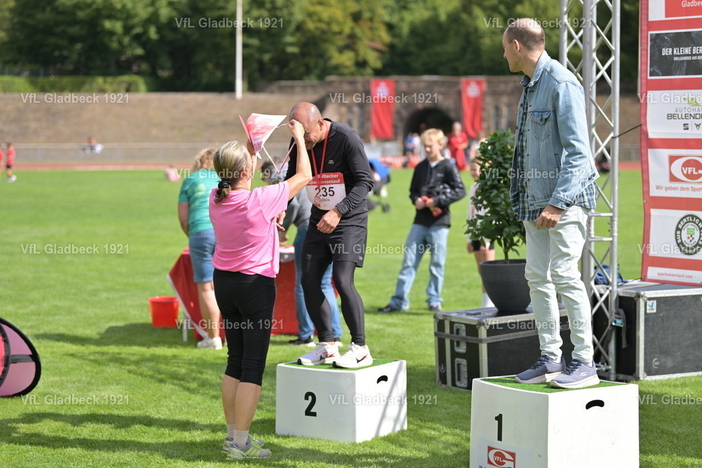 2026-08-23_Sparkassenlauf_Siegerehr_KH_00010 | Die Fotografen - Realisiert mit Pictrs.com