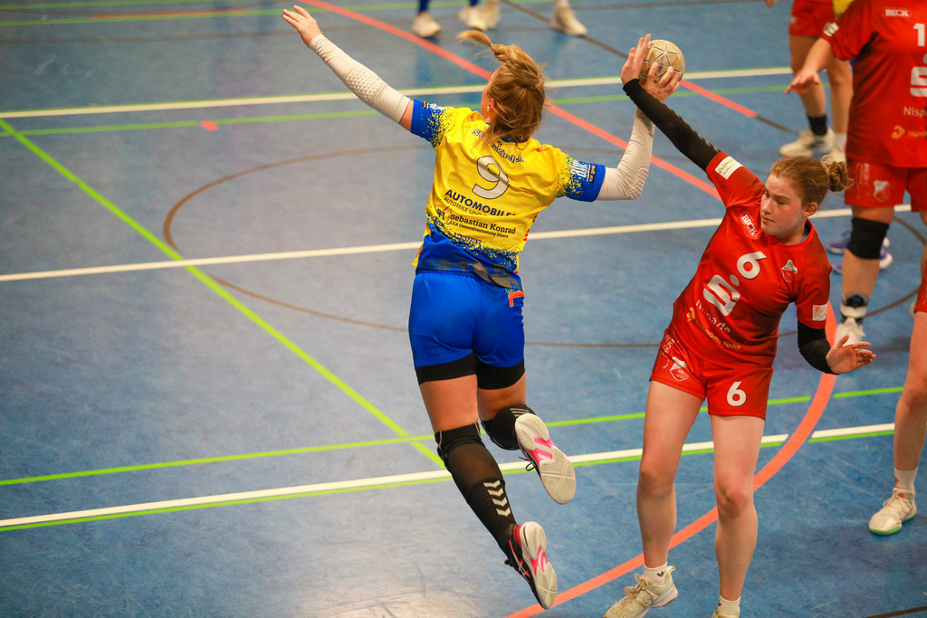 SvSchermbeck_SVN_061225_057 | Bildergalerie von Sport-Ereignissen aber auch von weiteren spannenden Dingen - nicht nur vom Niederrhein. In Anlehnung an den bekannten Spruch von Hanns Dieter Hüsch heißt das Motto: "Niederrhein ist überall".  - Realisiert mit Pictrs.com