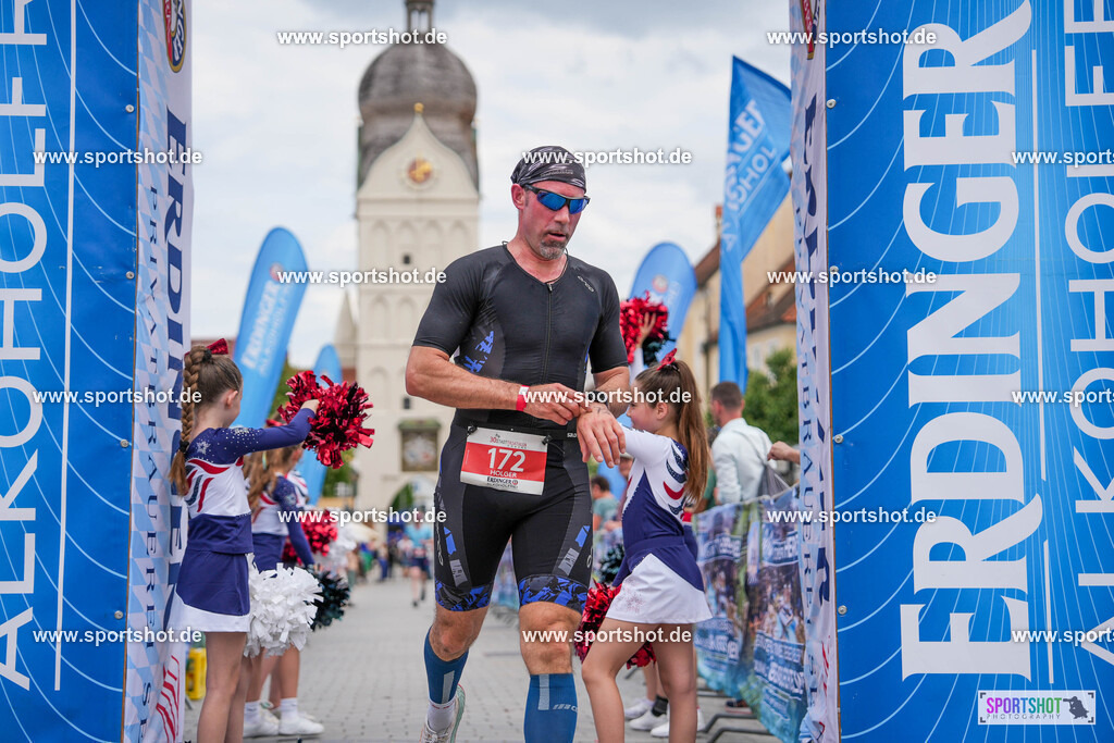 DSC04225 | Stadttriathlon Erding 2025. #yourpictrs #sportshot_your_pictrs @Sportshotphotography #stadttriathlonerding Copyright: www.sportshot.de