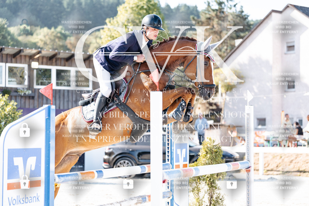 CK904306 | Turnierfotografie Pferdefotografie Trier Rheinland-Pfalz Pferdesport Reitsport Tierfotografie Sportfotografie Pferdevideo Pferdevideografie Equestrianvideography equestrianphotography  - Realisiert mit Pictrs.com