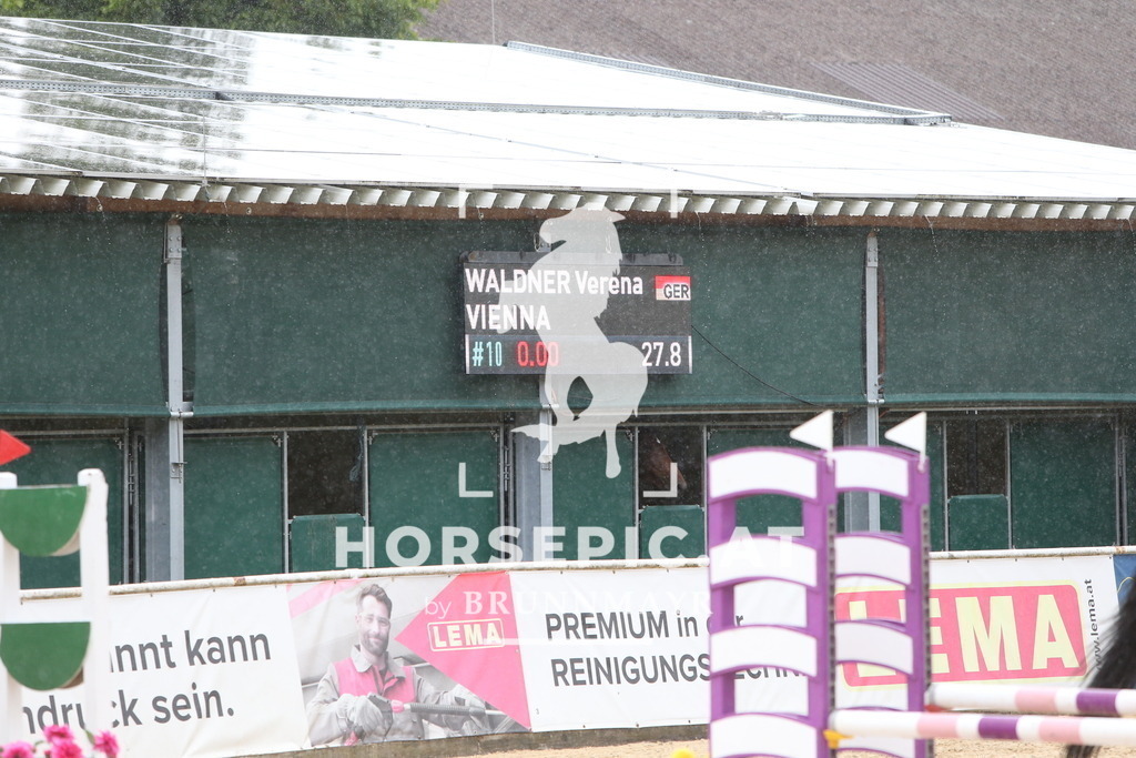 DL2Q0895 | Willkommen bei Brunnmayr - Design & Fotografie – Ihrem Spezialisten für Reitturniere und Pferdeveranstaltungen in Oberösterreich, Salzburg und Bayern! Seit über 17 Jahren sind wir leidenschaftlich dabei.