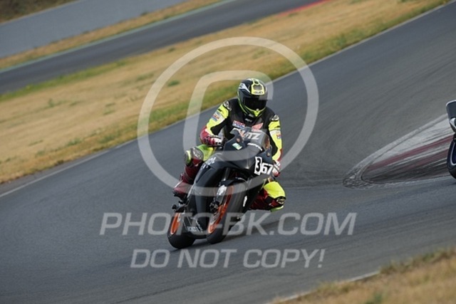 2024_09_08_PBK_41770 | Sportfotografie; SlowMotion; Video; Rennstrecke; Hafeneger; Speer; Racing; RSE; BMW; CBO; Trackday; Motorsportarena; Hockenheimring; Brno; Most; Barcelona; Valencia