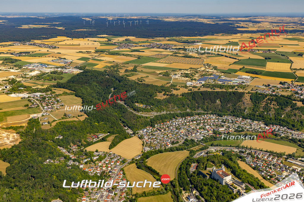 Das Luftbild der Stadt Eichstätt wurde 2022 vom Flugzeug heraus erstellt (keine Drohnen-Aufnahmen) Aufnahmehöhe ca.450 Meter- hohe Bildauflösung und Druck-Qualität. Garantiert!