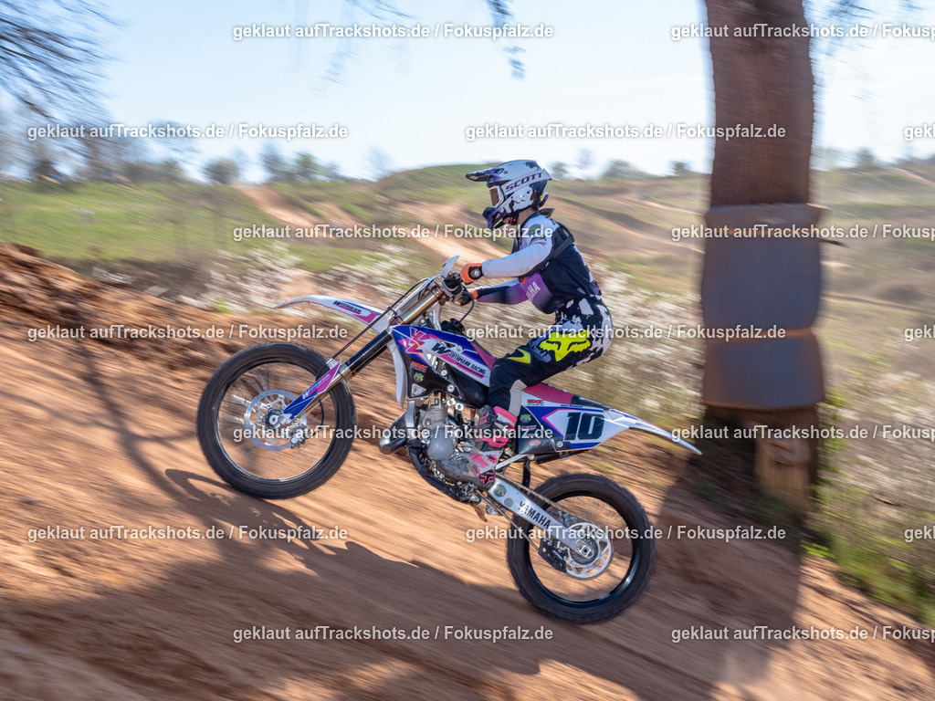 Schweyen040525-98 | Trackshots.de / Fokuspfalz.de - Realisiert mit Pictrs.com