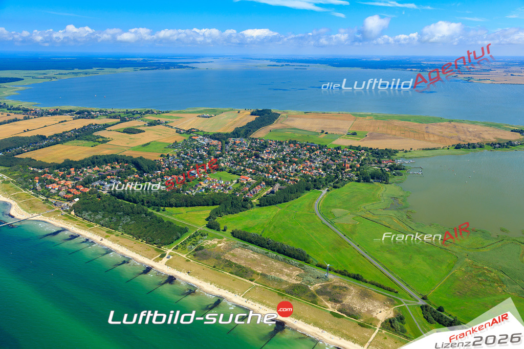 Die Luftaufnahme der Stadt Wustrow wurde vom UL-Flugzeug heraus erstellt ( keine Drohne )- hohe Auflösung für beste Qualität