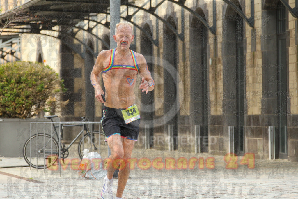 250920_1514_EV4_8286 | Sportfotografie im Rhein-Sieg Kreis, Köln, Bonn, NRW, Rheinland Pfalz, Hessen, etc. Unser Tätigkeitsfeld umfasst den Laufsport vom Volkslauf über den Marathon, Duathlon, Triathon bis zum Ultralauf wie Kölnpfad Ultra oder Schindertrail.
