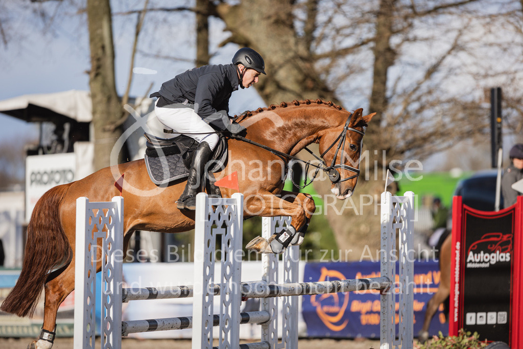 230411_Mühlen_04SprPf-L-485 | Deine schönsten Turniermomente als professionelle Fotos! Entdecke hochwertige Pferdesport-Fotografie im Online-Shop. Jetzt Fotos finden & bestellen!