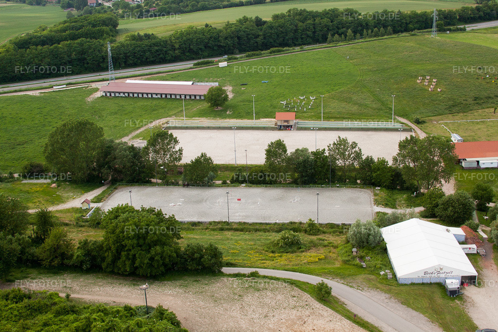 Luftbild: Haras de la Née in Neewiller-près-Lauterbourg im Bundesland Bas-Rhin in Frankreich. Foto: IMG_28752.jpg vom 14.06.2010 durch Werner Riehm/FLY-FOTO.de