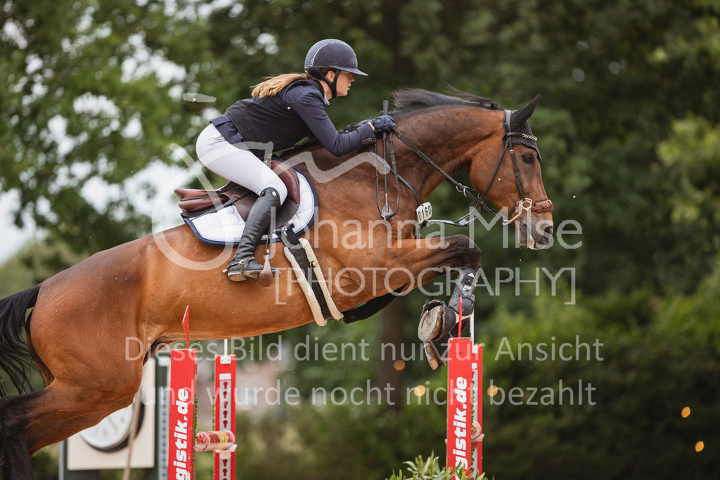 240614_Lemwerder_S1-Springen-505 | Deine schönsten Turniermomente als professionelle Fotos! Entdecke hochwertige Pferdesport-Fotografie im Online-Shop. Jetzt Fotos finden & bestellen!