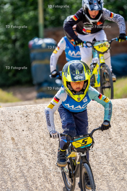 BayBMX2026-06701 | Fotogalerie von Thomas Dettweiler mit Eventbildern und lizenzfreien Fotos. Perfekt als Wandbild, für Büro, Website oder private Nutzung. - Realisiert mit Pictrs.com