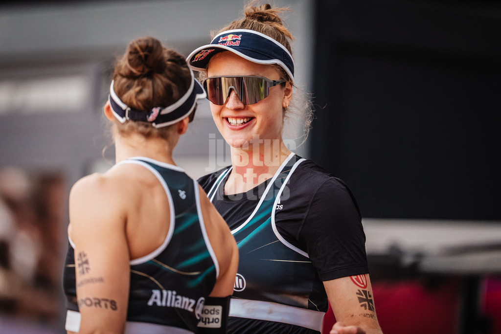 Beachvolleyball | Frauen | Allianz German Beach Tour 2025 | Tourstop Düsseldorf | 17.05.2025 | v.l. Cinja Tillmann und Svenja Müller