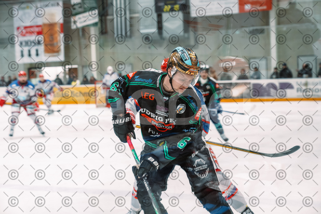 Alligators_vs_Peiting_25_11_2025-71 | Höchstadt Alligators Fotogalerie: Eishockey-Action aus Franken. Professionelle Spielfotos, Portraits & Stadionbilder zum Download. Jetzt entdecken! - Realisiert mit Pictrs.com