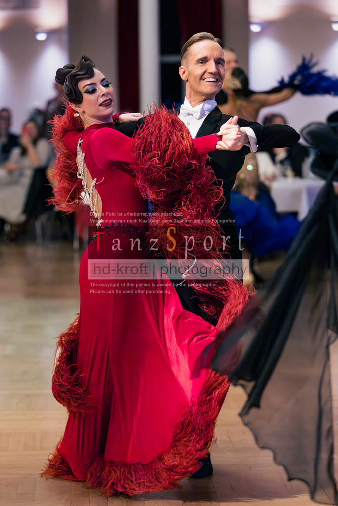 20251129_DM-HGS-S-Std_09693 | Tanzsportbilder, Standardtanz, Lateintanz, WDSF, DTV, LTVB, dancecomp, goc, hessen tanzt, blaues band der spree, walzer, tango, wiener walzer, slowfox, quickstepp, samba, rumba, cha-cha-cha, paso doble. jive, hd-kroft photography, turniertanzsport