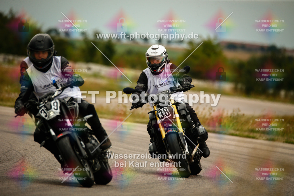 _MOT6808 | Hier findet Ihr Bilder von Touristenfahrten auf der Nürburgring Nordschleife oder von anderen Veranstaltungen die ich besucht habe. Viel Spass beim Durch Schauen 