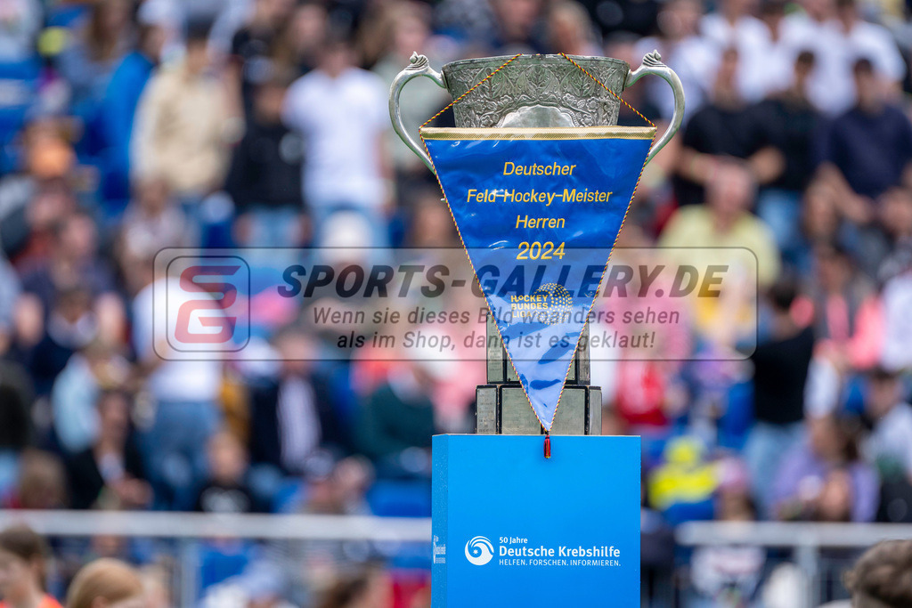 Final4_20240519-1359-0004 | Bonn, Deutschland, 19.05.2024:  in Aktion waehrend des Spiels der Deutsche Feldhockey-Meisterschaften 2024 zwischen Final 4 Herren Finale Mannheimer HC - Hamburger Polo Club im Bonner THV am 19.05.2024 in Bonn, Deutschland. (Foto von Stephan Fehrmann)

Bonn, Germany, 19.05.2024:  in action during the game of Deutsche Feldhockey-Meisterschaften 2024 between Final 4 Herren Finale Mannheimer HC - Hamburger Polo Club in Bonner THV at 19.05.2024 in Bonn, Deutschland. (Foto from Stephan Fehrmann)