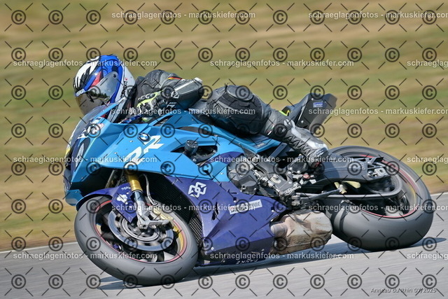 25bt04-1834 | markuskiefer.com - Realisiert mit Pictrs.com
