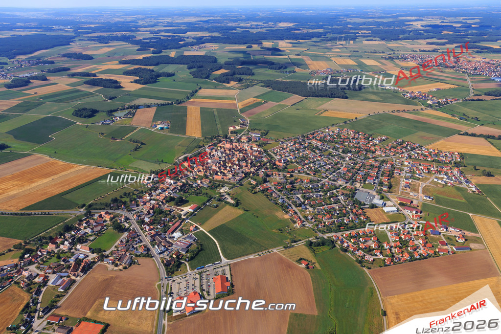 Luftbild von  Merkendorf - Luftaufnahme wurde 2015 von https://frankenair.de mittels Flugzeug (keine Drohne) erstellt - die Geschenkidee