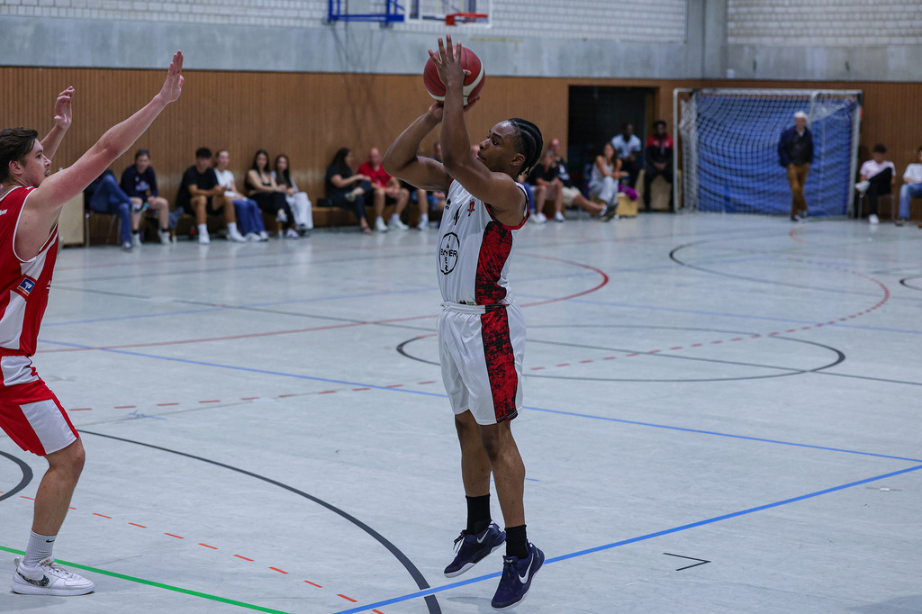 Regio Test BAYER GIANTS vs BSV Münsterland Baskets Wulfen-56 | Fotos von Basketballspielen aus dem Raum NRW fotografiert von Gero Mueller-Laschet und Daniel Schaefer - Realisiert mit Pictrs.com