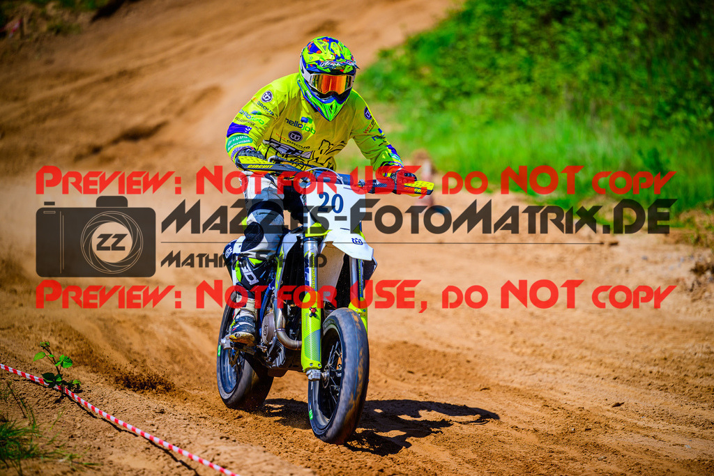 MaZZes_FotoMatrix_240512_6021986_1738 | S2