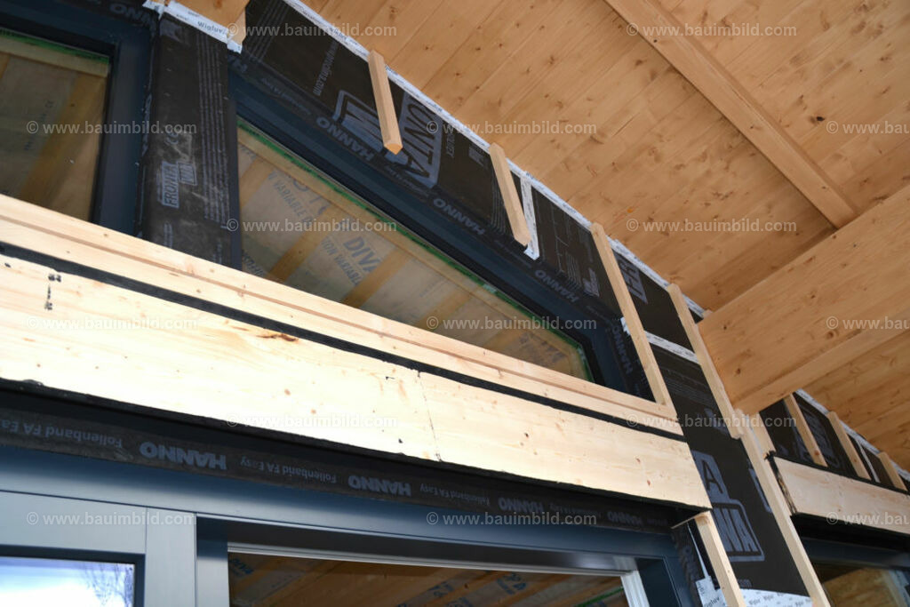 bib-lg13-holzbau-ausbau-0041 | Nach LV-Leistungsgruppen sortierte Detailfotos über den Bau eines Hauses. Alle Hausbau-Bilder direkt vom Urheber und Autor der Website Haus-Selber-Bauen.com