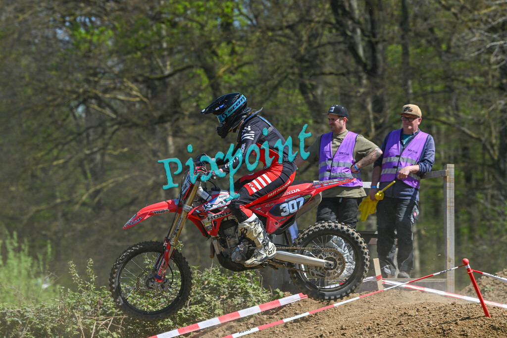 MX Cup Langöns Damen und Senioren -24 | pixpoint - Realisiert mit Pictrs.com
