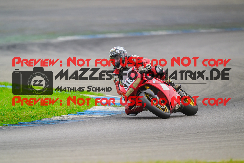 MaZZes_FotoMatrix_240521_6007705_2835 | WEISS