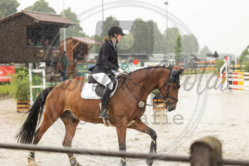 994A9702 | sabrinanicolaifotografie - Realisiert mit Pictrs.com