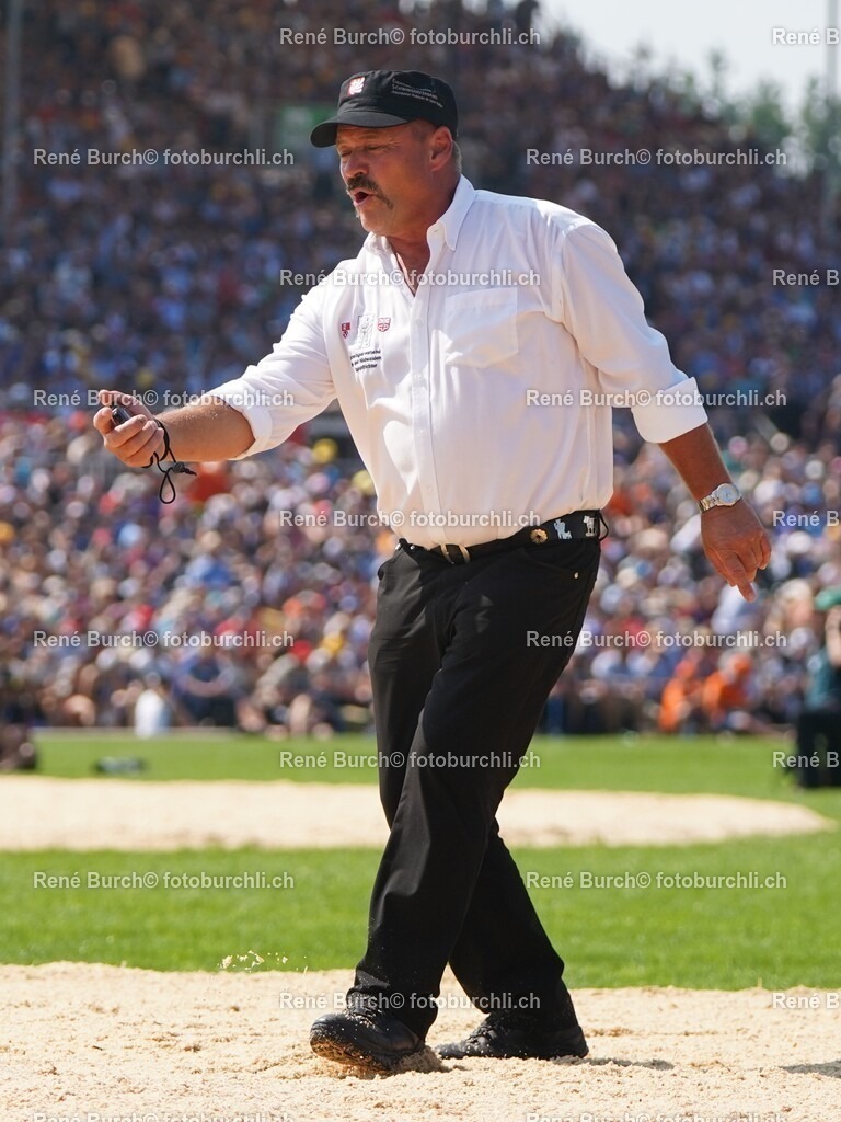 92 | René Burch leidenschaftlicher Fotograf aus Kerns in Obwalden.  Hier finden sie Sport, Landschaft und Natur Fotografie.
 - Realisiert mit Pictrs.com