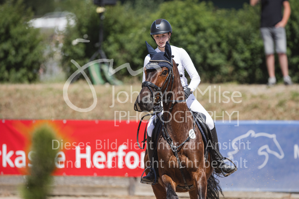 220612_LüPfSpTa_Stil-A2-352 | Lützower Pferdesporttage
Stilspringprüfung Kl.A** geschlossen
12.06.2022