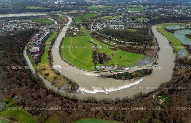 Witten231202046Ruhr-topaz | Luftbild, Ruhrhochwasser, Weihnachtshochwasser 2023, Fluss Ruhr tritt nach starken Regenfällen über die Ufer, Überschwemmungsgebiet am Wehr Schleusenwärterhaus und Herbeder Schleuse, Ruhrbogen mit Blick zum Ortsteil Heven, Vormholz, Witten, Ruhrgebiet, Nordrhein-Westfalen, Deutschland